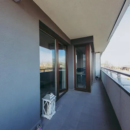 High Standard Close To The Center/free Parking. Apartment