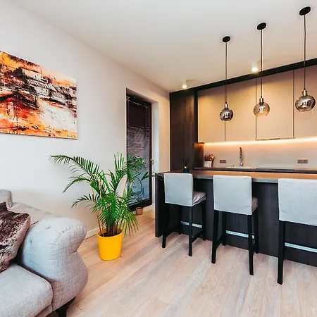 High Standard Close To The Center/free Parking. Warsaw